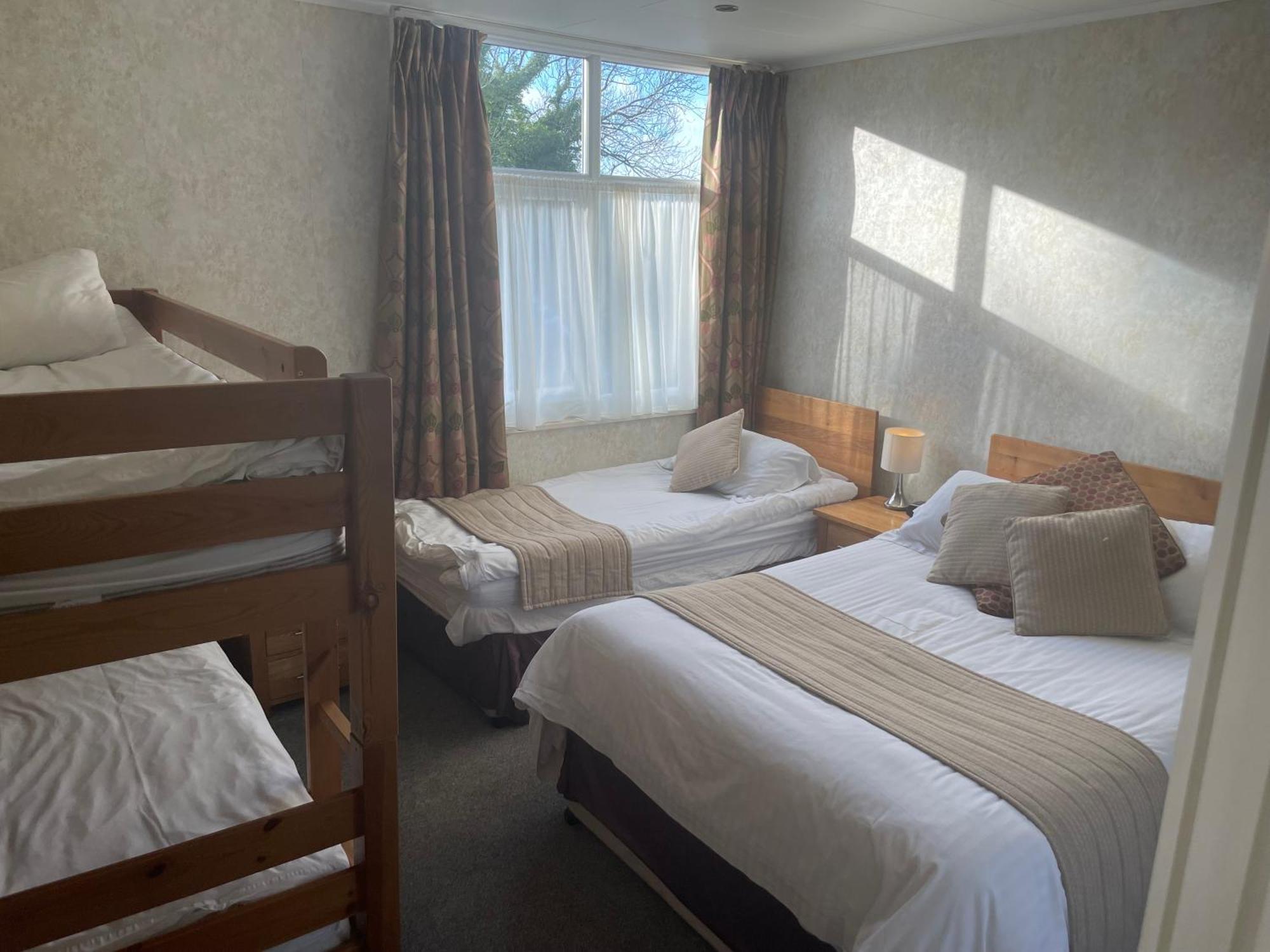 The Dog & Partridge Country Inn Ashbourne  Ngoại thất bức ảnh