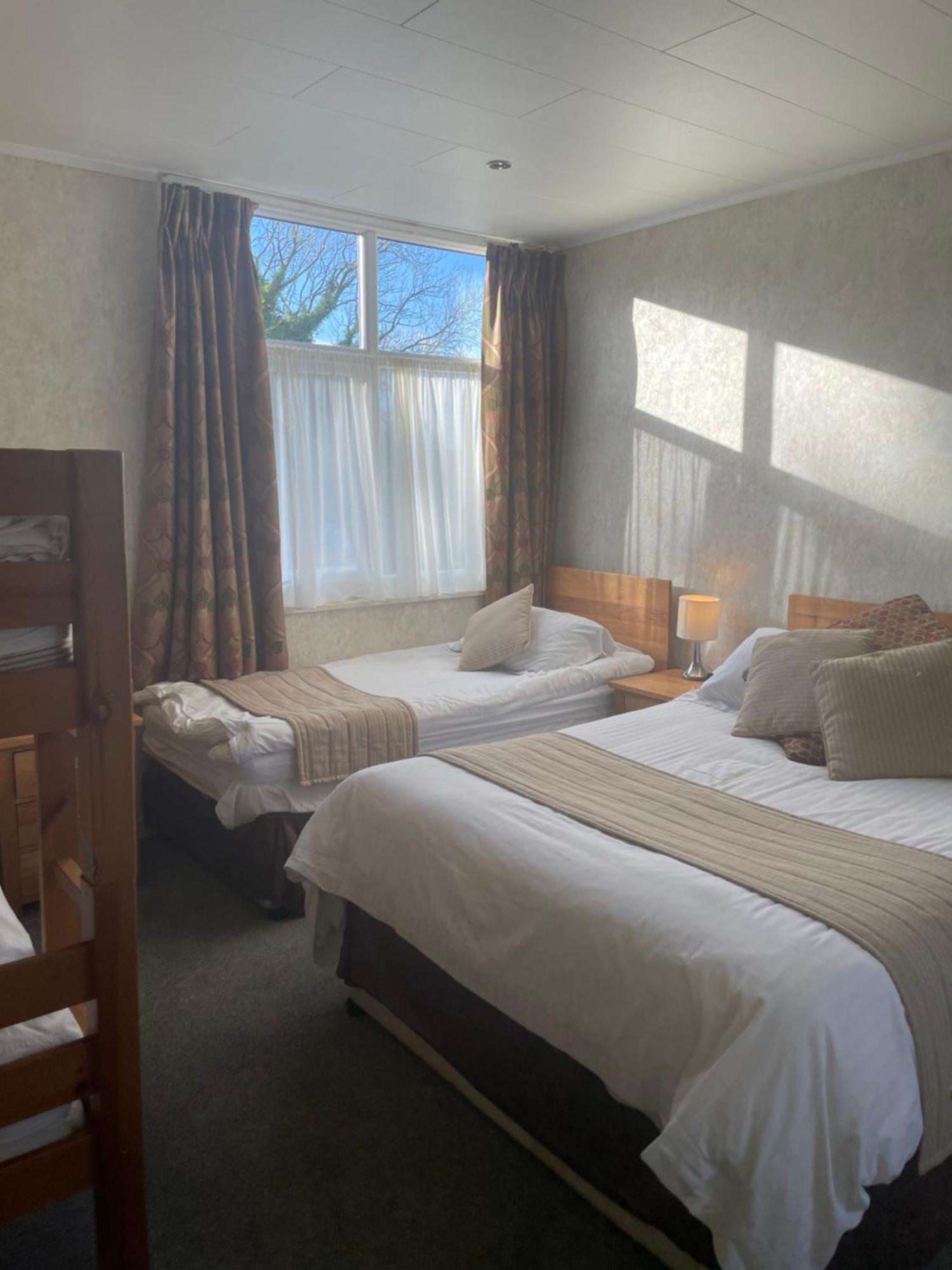 The Dog & Partridge Country Inn Ashbourne  Ngoại thất bức ảnh