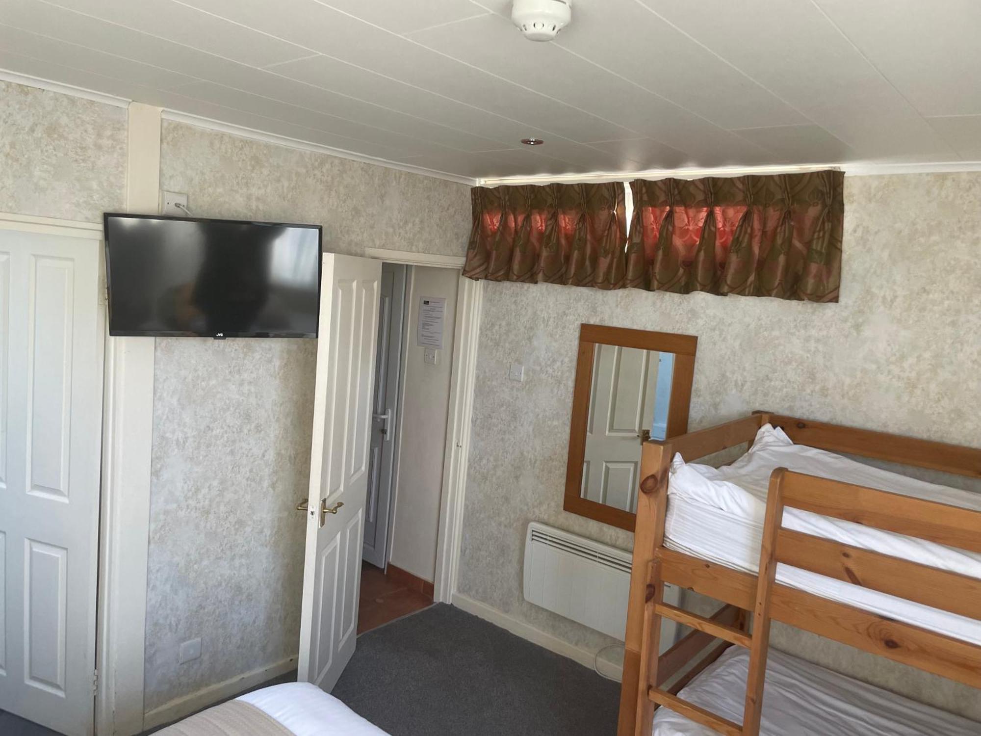 The Dog & Partridge Country Inn Ashbourne  Ngoại thất bức ảnh